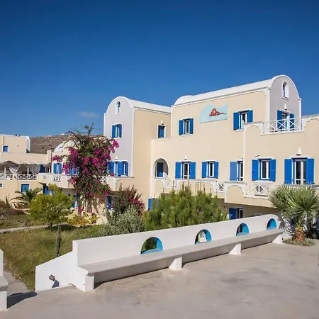 Garden View, 3 Guests In A Family بيت ضيافة بيريفولّوس